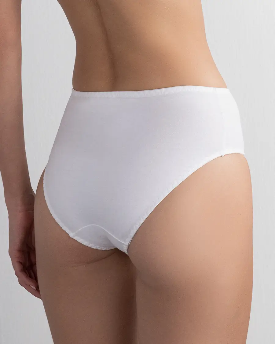 492 BLANCO ESPALDA